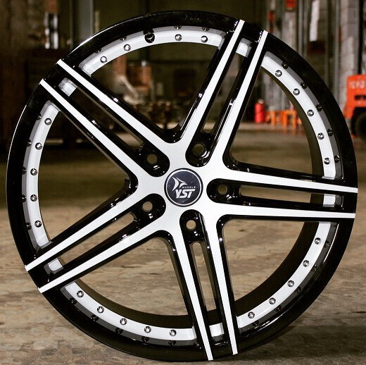 Диск Yst X-1 17x7 5x108 ET55 DIA63.3 B+W+WSI