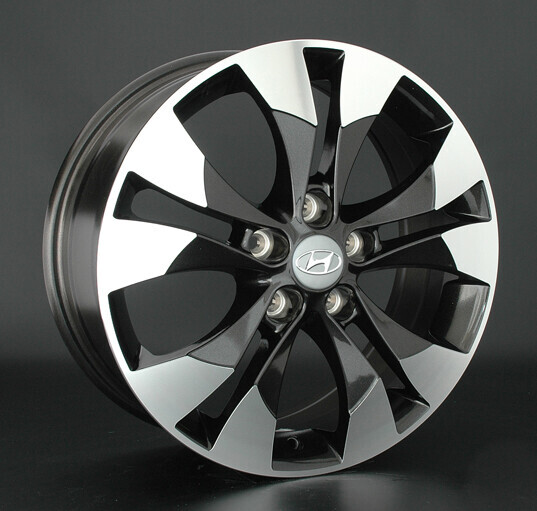 Диск Replica La Hnd180 17x6.5 5x114.3 ET48 DIA67.1 BKF